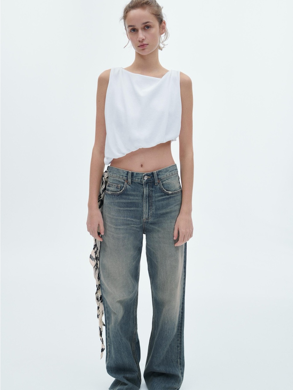 Zara White Asymmetrical Bubble Hem Sleeveless Top Size M NWT
